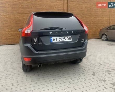 Сірий Вольво ХС60, об'ємом двигуна 2.95 л та пробігом 177 тис. км за 19000 $, фото 3 на Automoto.ua