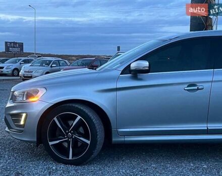 Серый Вольво ХС60, объемом двигателя 2.4 л и пробегом 264 тыс. км за 22290 $, фото 3 на Automoto.ua