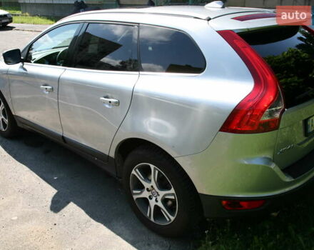 Серый Вольво ХС60, объемом двигателя 2.95 л и пробегом 203 тыс. км за 12300 $, фото 6 на Automoto.ua