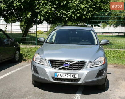 Серый Вольво ХС60, объемом двигателя 2.95 л и пробегом 203 тыс. км за 12300 $, фото 3 на Automoto.ua