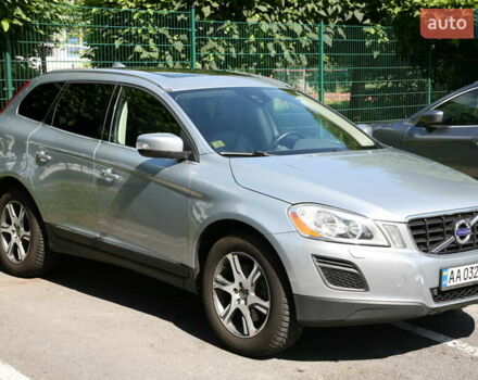 Серый Вольво ХС60, объемом двигателя 2.95 л и пробегом 203 тыс. км за 12300 $, фото 1 на Automoto.ua