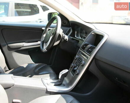 Серый Вольво ХС60, объемом двигателя 2.95 л и пробегом 203 тыс. км за 12300 $, фото 19 на Automoto.ua