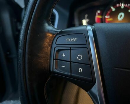 Серый Вольво ХС60, объемом двигателя 2.4 л и пробегом 264 тыс. км за 22290 $, фото 21 на Automoto.ua