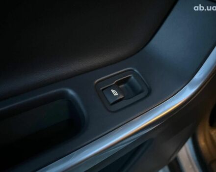 Серый Вольво ХС60, объемом двигателя 2.4 л и пробегом 264 тыс. км за 22290 $, фото 32 на Automoto.ua