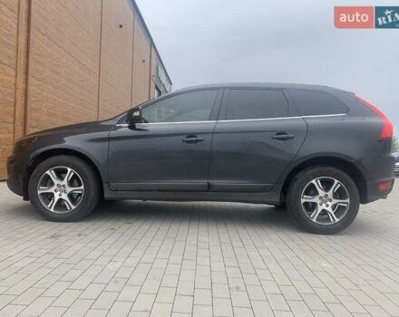 Сірий Вольво ХС60, об'ємом двигуна 2.95 л та пробігом 177 тис. км за 19000 $, фото 4 на Automoto.ua