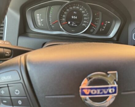 Серый Вольво ХС60, объемом двигателя 1.5 л и пробегом 169 тыс. км за 19000 $, фото 7 на Automoto.ua