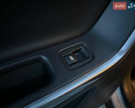 Серый Вольво ХС60, объемом двигателя 2.4 л и пробегом 264 тыс. км за 22290 $, фото 32 на Automoto.ua