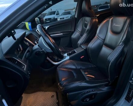 Серый Вольво ХС60, объемом двигателя 2.4 л и пробегом 264 тыс. км за 22290 $, фото 16 на Automoto.ua