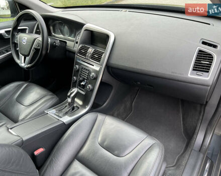 Серый Вольво ХС60, объемом двигателя 2.4 л и пробегом 215 тыс. км за 19900 $, фото 35 на Automoto.ua