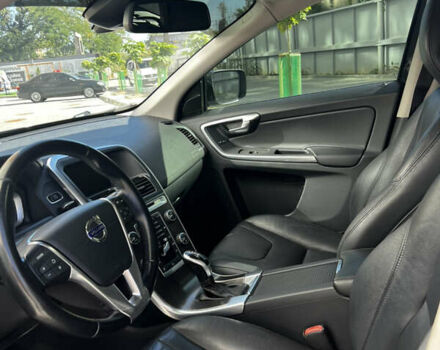 Сірий Вольво ХС60, об'ємом двигуна 1.97 л та пробігом 185 тис. км за 15600 $, фото 9 на Automoto.ua