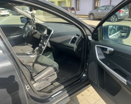 Серый Вольво ХС60, объемом двигателя 2.4 л и пробегом 306 тыс. км за 15300 $, фото 17 на Automoto.ua