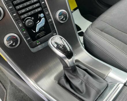 Серый Вольво ХС60, объемом двигателя 2.5 л и пробегом 258 тыс. км за 15999 $, фото 13 на Automoto.ua