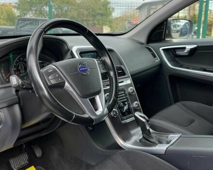 Серый Вольво ХС60, объемом двигателя 2.5 л и пробегом 258 тыс. км за 15999 $, фото 7 на Automoto.ua