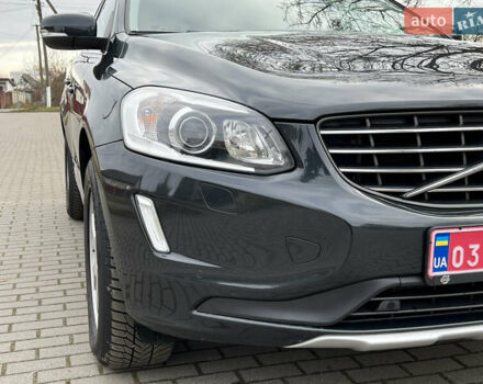 Серый Вольво ХС60, объемом двигателя 2.4 л и пробегом 215 тыс. км за 19900 $, фото 7 на Automoto.ua