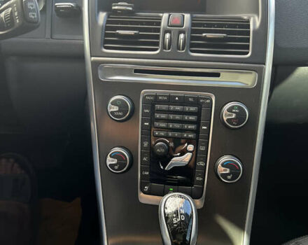 Сірий Вольво ХС60, об'ємом двигуна 1.97 л та пробігом 185 тис. км за 15600 $, фото 32 на Automoto.ua