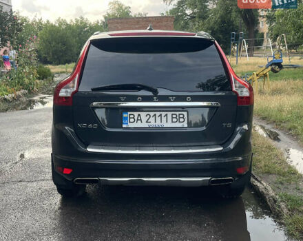 Серый Вольво ХС60, объемом двигателя 1.97 л и пробегом 214 тыс. км за 15500 $, фото 3 на Automoto.ua