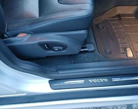 Сірий Вольво ХС60, об'ємом двигуна 2 л та пробігом 244 тис. км за 14200 $, фото 6 на Automoto.ua