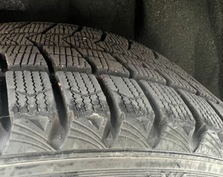 Серый Вольво ХС60, объемом двигателя 2.4 л и пробегом 306 тыс. км за 15300 $, фото 11 на Automoto.ua