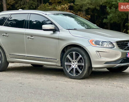 Вольво ХС60 2015 в Луцке на Automoto.ua Серый Вольво ХС60, объемом двигателя 2 л и пробегом 238 тыс. км за 15290 $, фото 18 на Automoto.ua