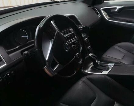 Сірий Вольво ХС60, об'ємом двигуна 2 л та пробігом 195 тис. км за 14000 $, фото 14 на Automoto.ua