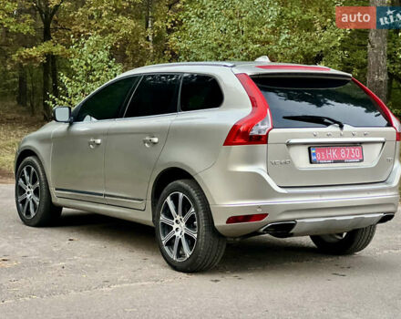 Вольво ХС60 2015 в Луцке на Automoto.ua Серый Вольво ХС60, объемом двигателя 2 л и пробегом 238 тыс. км за 15290 $, фото 16 на Automoto.ua