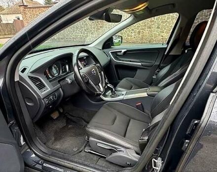 Серый Вольво ХС60, объемом двигателя 2 л и пробегом 178 тыс. км за 21000 $, фото 5 на Automoto.ua