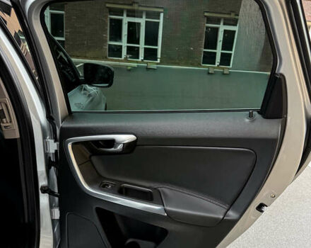 Сірий Вольво ХС60, об'ємом двигуна 1.97 л та пробігом 77 тис. км за 16700 $, фото 14 на Automoto.ua