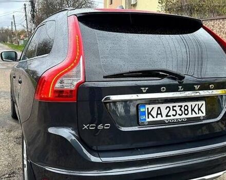 Серый Вольво ХС60, объемом двигателя 2 л и пробегом 178 тыс. км за 21000 $, фото 2 на Automoto.ua