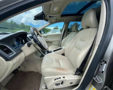 Серый Вольво ХС60, объемом двигателя 2.5 л и пробегом 76 тыс. км за 7400 $, фото 8 на Automoto.ua