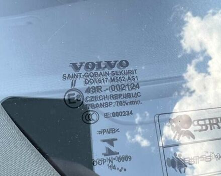 Сірий Вольво ХС60, об'ємом двигуна 2.4 л та пробігом 210 тис. км за 17717 $, фото 8 на Automoto.ua