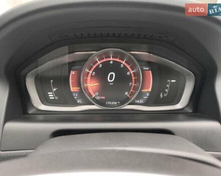 Серый Вольво ХС60, объемом двигателя 2 л и пробегом 175 тыс. км за 15800 $, фото 11 на Automoto.ua