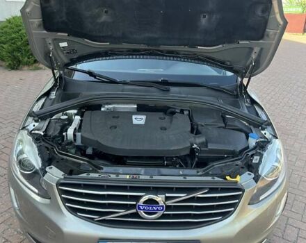 Сірий Вольво ХС60, об'ємом двигуна 2.4 л та пробігом 210 тис. км за 17717 $, фото 23 на Automoto.ua