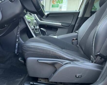 Сірий Вольво ХС60, об'ємом двигуна 2.4 л та пробігом 210 тис. км за 17717 $, фото 21 на Automoto.ua