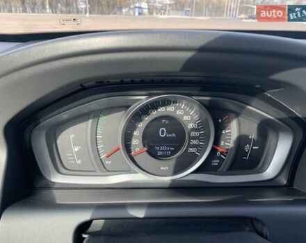 Серый Вольво ХС60, объемом двигателя 1.97 л и пробегом 232 тыс. км за 15800 $, фото 17 на Automoto.ua