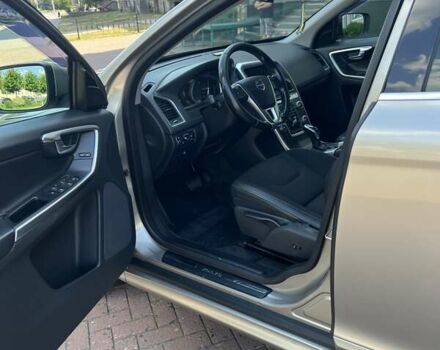 Сірий Вольво ХС60, об'ємом двигуна 2.4 л та пробігом 210 тис. км за 17717 $, фото 13 на Automoto.ua