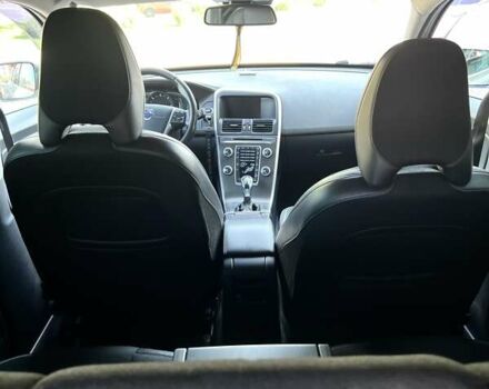 Сірий Вольво ХС60, об'ємом двигуна 2.4 л та пробігом 210 тис. км за 17717 $, фото 20 на Automoto.ua