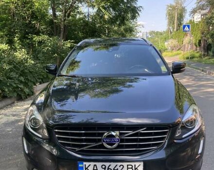 Серый Вольво ХС60, объемом двигателя 3 л и пробегом 123 тыс. км за 20500 $, фото 1 на Automoto.ua