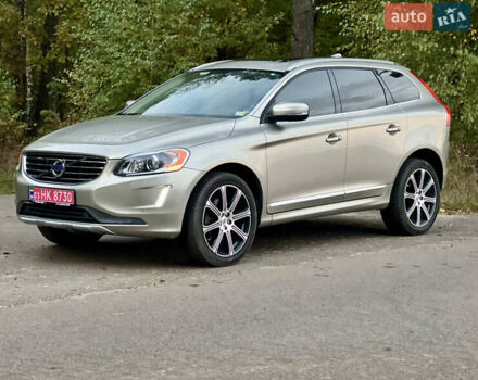 Вольво ХС60 2015 в Луцке на Automoto.ua Серый Вольво ХС60, объемом двигателя 2 л и пробегом 238 тыс. км за 15290 $, фото 8 на Automoto.ua