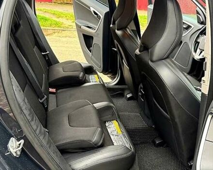 Серый Вольво ХС60, объемом двигателя 2 л и пробегом 178 тыс. км за 21000 $, фото 9 на Automoto.ua