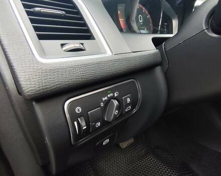 Серый Вольво ХС60, объемом двигателя 2 л и пробегом 175 тыс. км за 15800 $, фото 31 на Automoto.ua