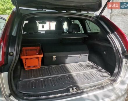 Сірий Вольво ХС60, об'ємом двигуна 2 л та пробігом 195 тис. км за 14000 $, фото 8 на Automoto.ua