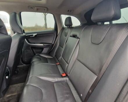 Серый Вольво ХС60, объемом двигателя 2.5 л и пробегом 210 тыс. км за 15900 $, фото 14 на Automoto.ua