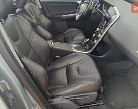 Серый Вольво ХС60, объемом двигателя 1.97 л и пробегом 173 тыс. км за 19538 $, фото 5 на Automoto.ua