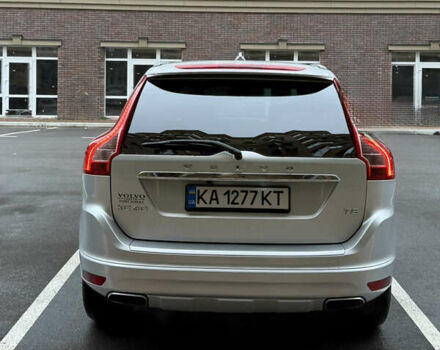 Сірий Вольво ХС60, об'ємом двигуна 1.97 л та пробігом 77 тис. км за 16700 $, фото 3 на Automoto.ua