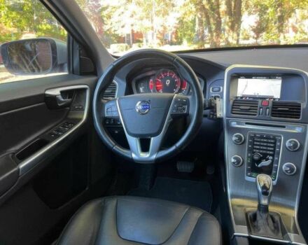 Вольво ХС60 2015 в Ивано-Франковске на Automoto.ua Серый Вольво ХС60, объемом двигателя 2 л и пробегом 71 тыс. км за 3800 $, фото 6 на Automoto.ua