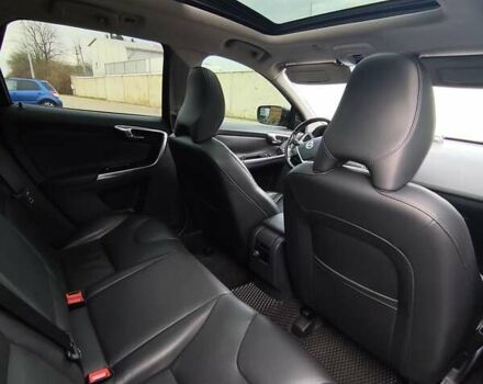 Серый Вольво ХС60, объемом двигателя 2 л и пробегом 175 тыс. км за 15800 $, фото 35 на Automoto.ua