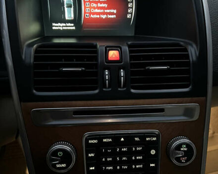 Вольво ХС60 2015 в Луцке на Automoto.ua Серый Вольво ХС60, объемом двигателя 2 л и пробегом 238 тыс. км за 15290 $, фото 46 на Automoto.ua