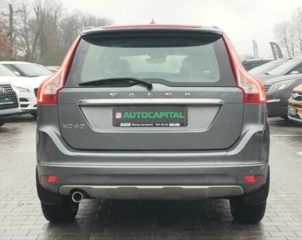 Серый Вольво ХС60, объемом двигателя 2 л и пробегом 239 тыс. км за 22990 $, фото 3 на Automoto.ua