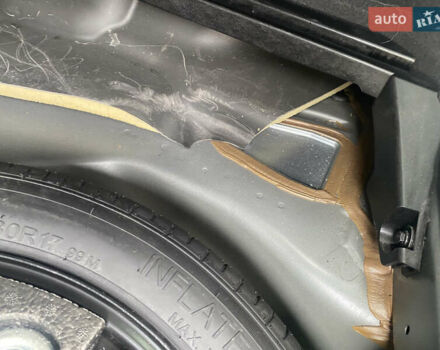 Серый Вольво ХС60, объемом двигателя 1.97 л и пробегом 250 тыс. км за 15900 $, фото 37 на Automoto.ua