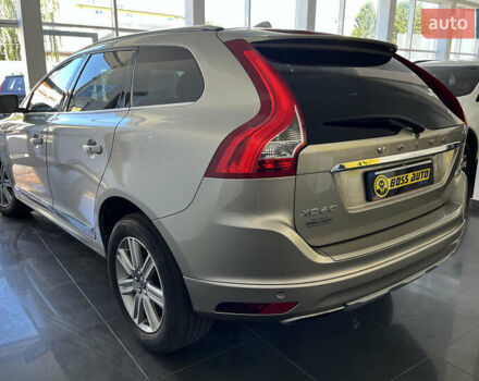 Сірий Вольво ХС60, об'ємом двигуна 1.97 л та пробігом 175 тис. км за 16300 $, фото 4 на Automoto.ua